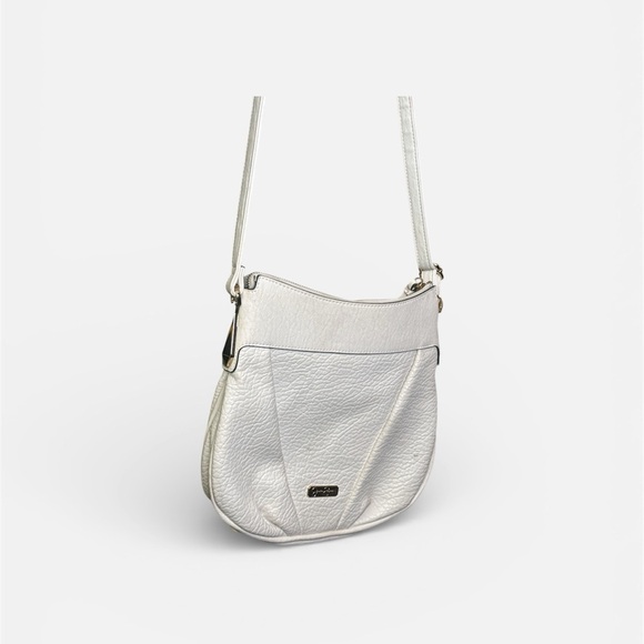 Jessica Simpson Chic Cream Crossbody Bag - Picture 4 of 4